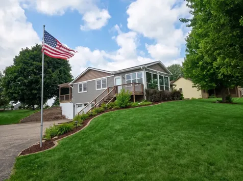 20483 Hamburg Avenue Lakeville MN 55044