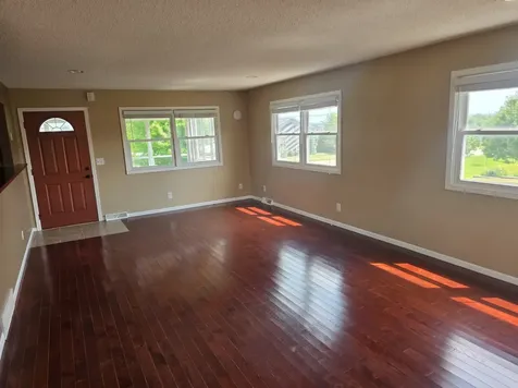 20483 Hamburg Avenue Lakeville MN 55044