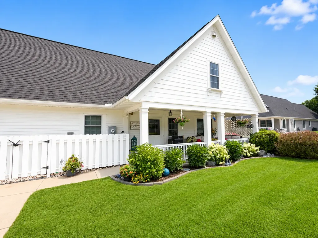 65 College Road Winona MN 55987