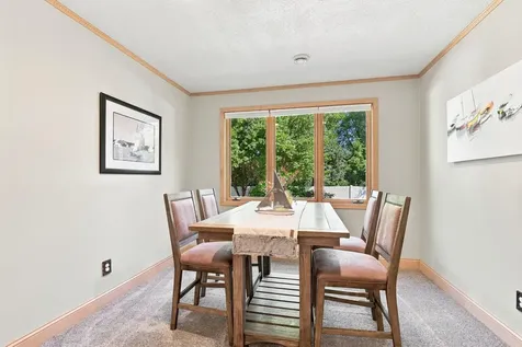 1084 Parkview Lane Victoria MN 55386