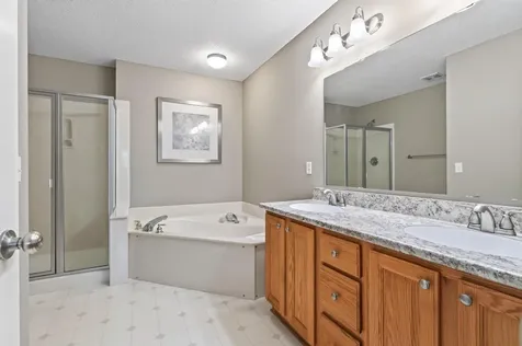 13872 Falcon Avenue Apple Valley MN 55124