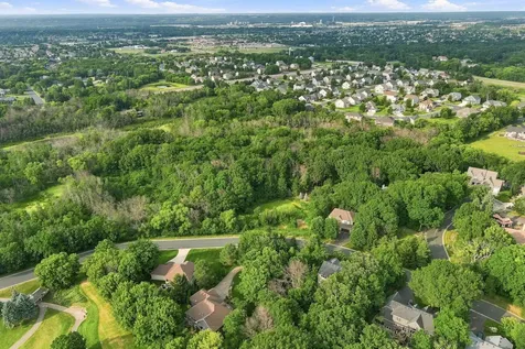 1029 Fairhaven Drive Shakopee MN 55379
