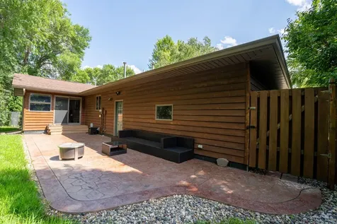 905 Johanna Avenue Willmar MN 56201