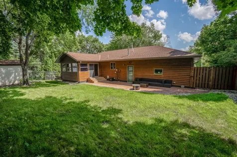 905 Johanna Avenue Willmar MN 56201