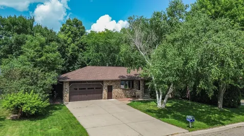 905 Johanna Avenue Willmar MN 56201