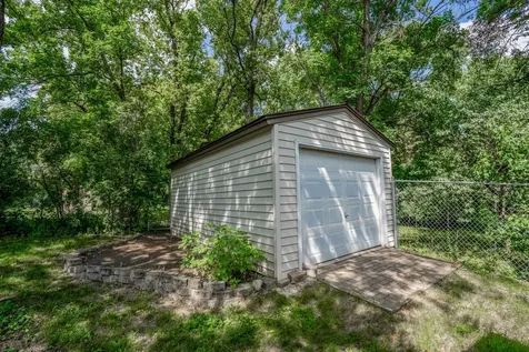 905 Johanna Avenue Willmar MN 56201