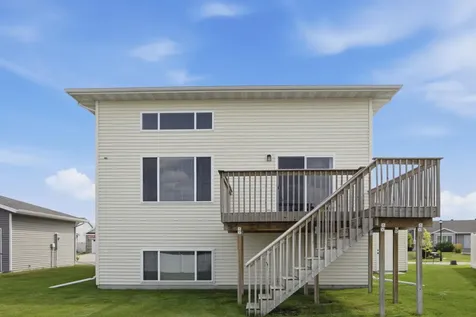 810 Albert Drive W West Fargo ND 58078