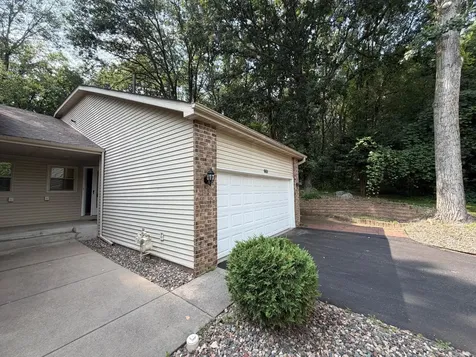 901 Oakwood Heights Circle Eagan MN 55123