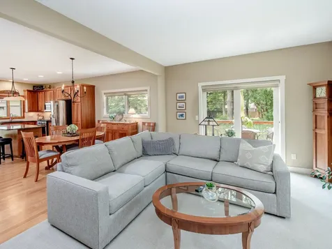 2621 Cardinal Court North Saint Paul MN 55109