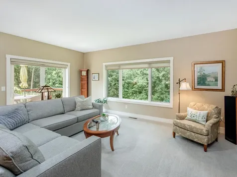 2621 Cardinal Court North Saint Paul MN 55109