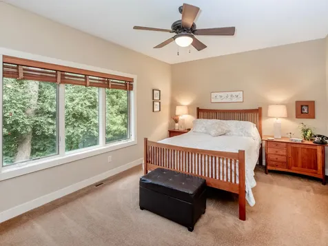 2621 Cardinal Court North Saint Paul MN 55109