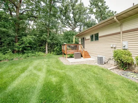 2621 Cardinal Court North Saint Paul MN 55109