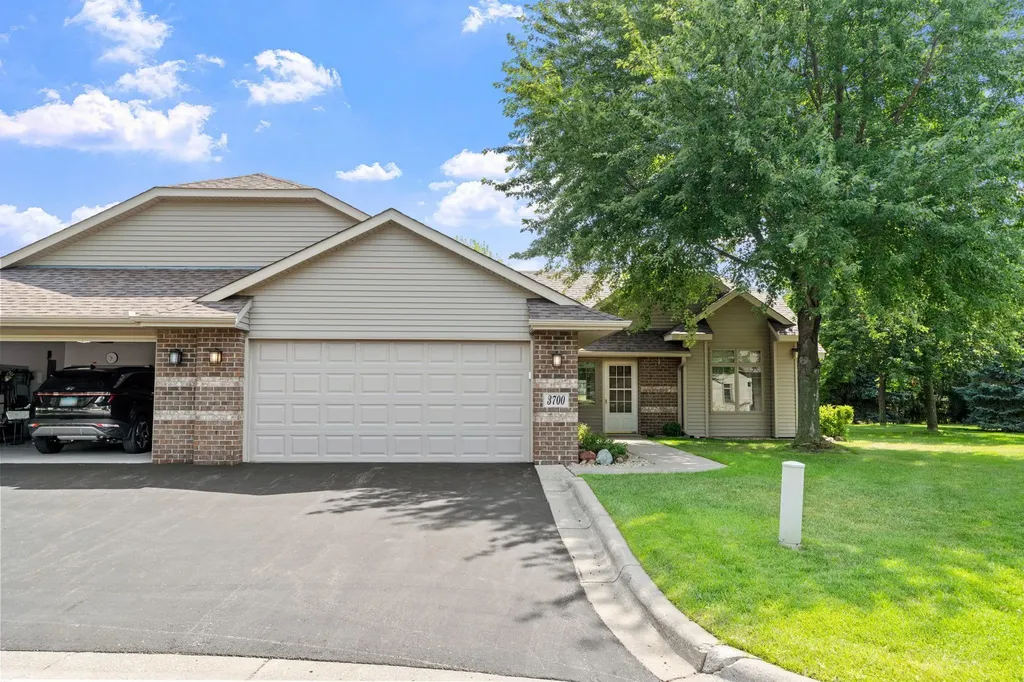 3700 Ladyslipper Lane N Brooklyn Park MN 55443