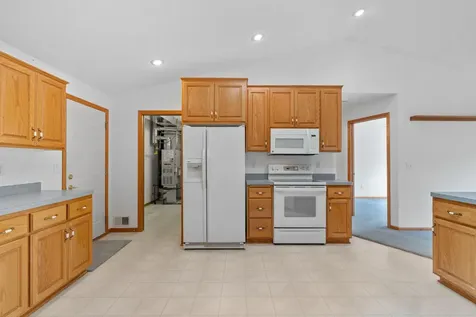3700 Ladyslipper Lane N Brooklyn Park MN 55443
