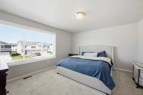 1462 68th Avenue S Fargo ND 58104