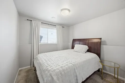 1462 68th Avenue S Fargo ND 58104