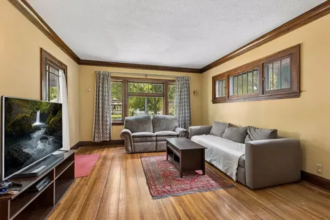 4248 Park Avenue Minneapolis MN 55407