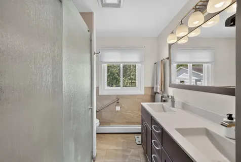 312 W Rainbow Street Duluth MN 55811