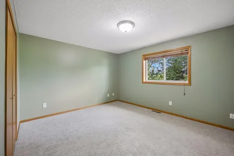6253 Kahler Drive NE Albertville MN 55301
