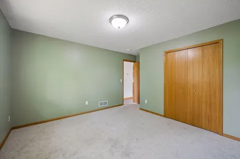 6253 Kahler Drive NE Albertville MN 55301