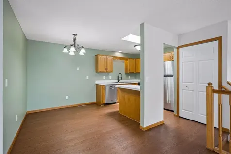 6253 Kahler Drive NE Albertville MN 55301