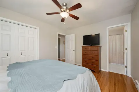 8117 33rd Place N Crystal MN 55427