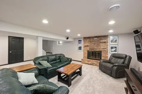 8117 33rd Place N Crystal MN 55427