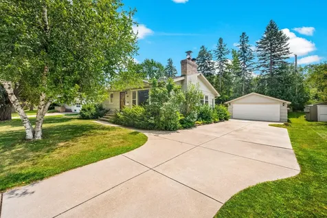 8117 33rd Place N Crystal MN 55427