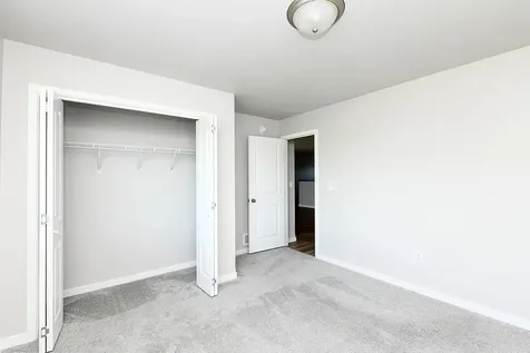 1143 60th Avenue W West Fargo ND 58078