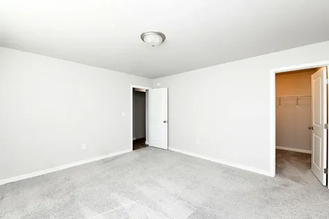 1143 60th Avenue W West Fargo ND 58078
