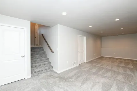 1143 60th Avenue W West Fargo ND 58078