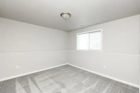 1143 60th Avenue W West Fargo ND 58078