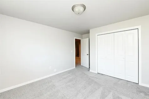 1143 60th Avenue W West Fargo ND 58078