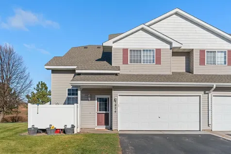 1824 Bridgewater Boulevard S Cambridge MN 55008