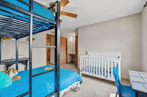 1824 Bridgewater Boulevard S Cambridge MN 55008