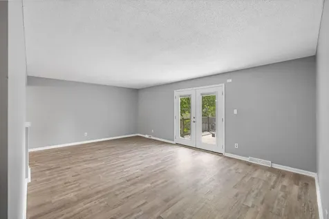8941 48th Avenue N New Hope MN 55428