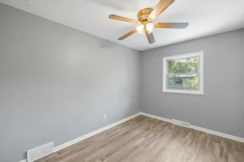 8941 48th Avenue N New Hope MN 55428
