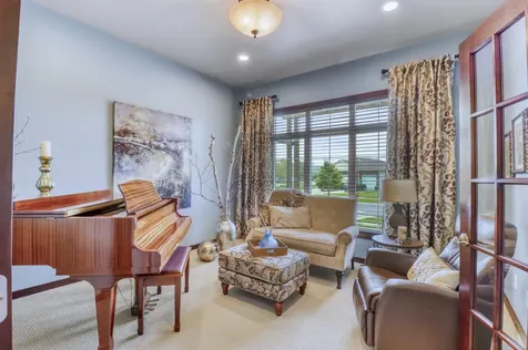 5827 Silverleaf Drive S Fargo ND 58104