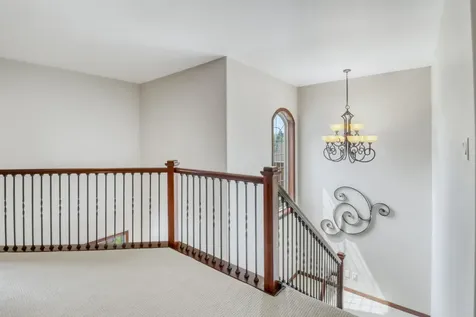 5827 Silverleaf Drive S Fargo ND 58104