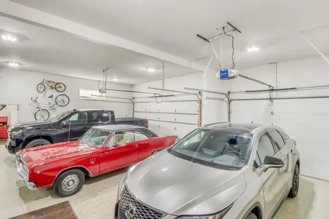 5827 Silverleaf Drive S Fargo ND 58104