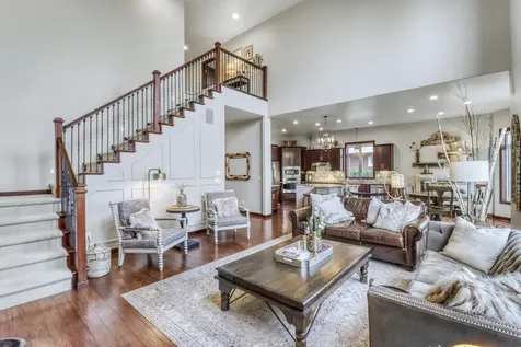 5827 Silverleaf Drive S Fargo ND 58104