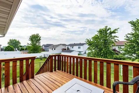 955 42nd Avenue W West Fargo ND 58078