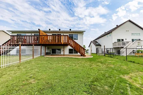 955 42nd Avenue W West Fargo ND 58078