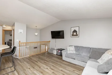 955 42nd Avenue W West Fargo ND 58078