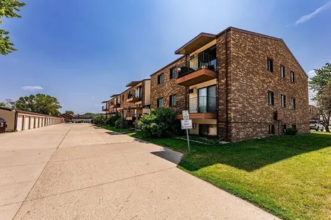 2650 15th Street S Fargo ND 58103