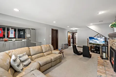 1016 Westview Drive Farmington MN 55024
