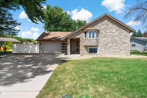 1016 Westview Drive Farmington MN 55024