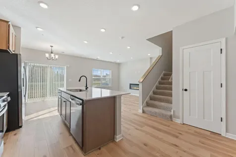 673 Tulare Terrace Newport MN 55055