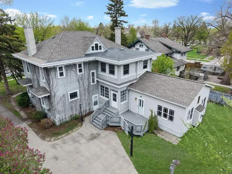 716 N Broadway Crookston MN 56716