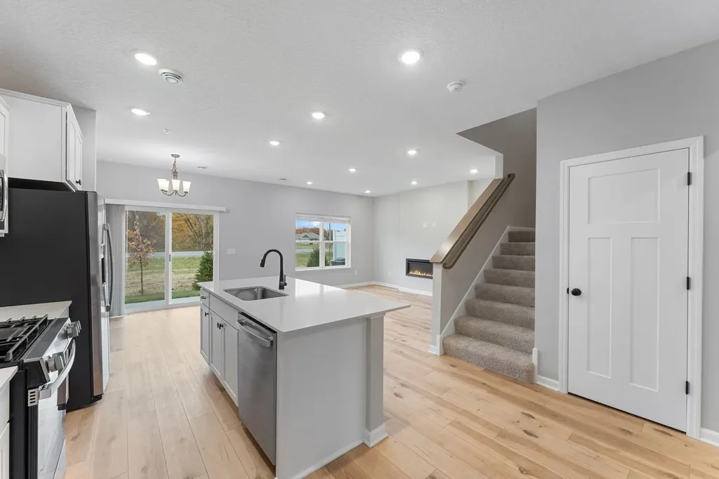 675 Tulare Terrace Newport MN 55055